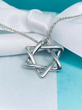 Tiffany & Co. Star of David Necklace – Sterling Silver 16” Box